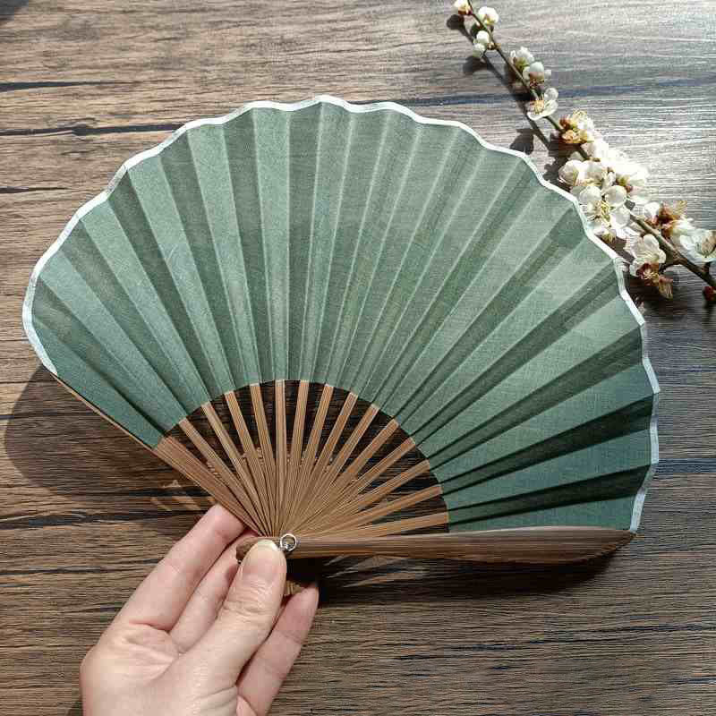 Retro Solid Color Shell Shape Handheld Bamboo Folding Fan