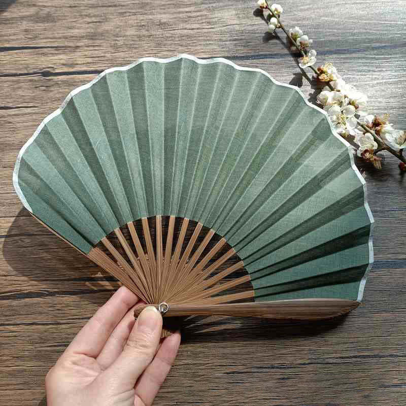 Retro Solid Color Shell Shape Handheld Bamboo Folding Fan