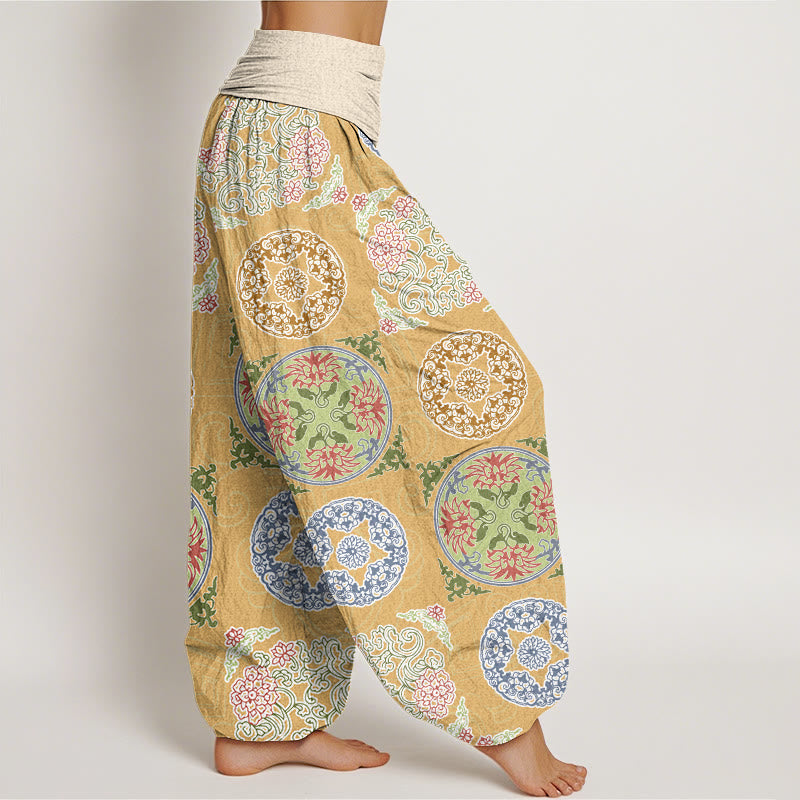 Round Shapes Chinese Floral Pattern Design Women's Elastic Waist Harem Pants