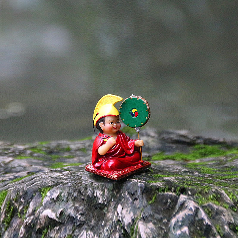Hand Painted Tibetan Lama Figures Carved Creative Home Office Car Decoration Ornament