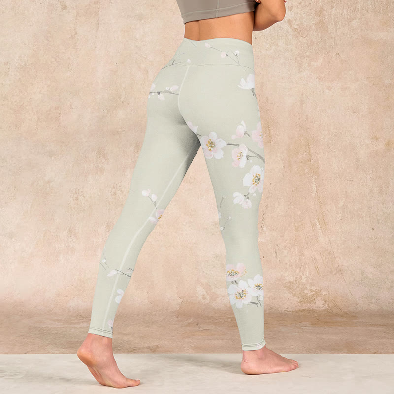 Beige Plum Blossoms Print Gym Leggings Women's Yoga Pants
