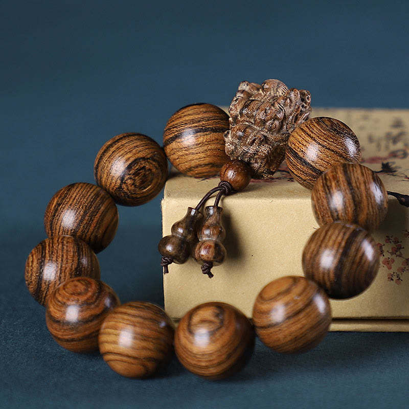 Rosewood Green Sandalwood Small Leaf Red Sandalwood Agarwood Dragon Carved Protection Bracelet