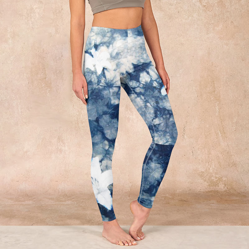 Blue Lily Flowers Watercolor Texture Print Gym Leggings Women's Yoga Pants