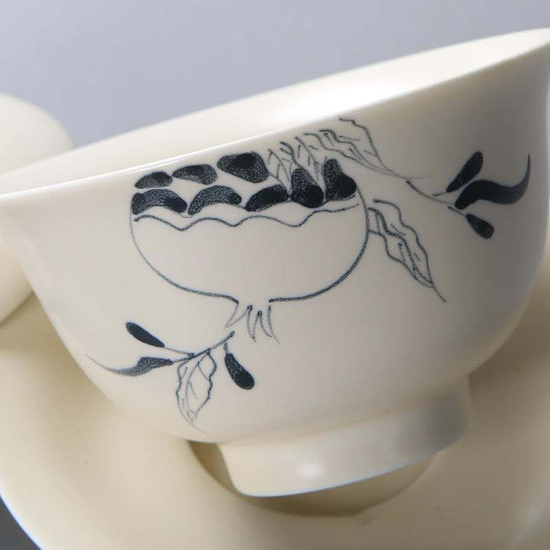 Hand Painted Pomegranate Hibiscus Pine Lotus Ceramic Gaiwan Sancai Teacup Kung Fu Tea Cup And Saucer With Lid
