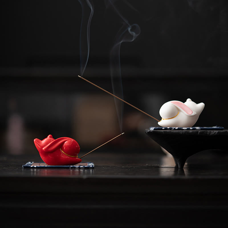 Flying Rabbit Bamboo Mat Healing Ceramic Incense Burner Desk Decoration