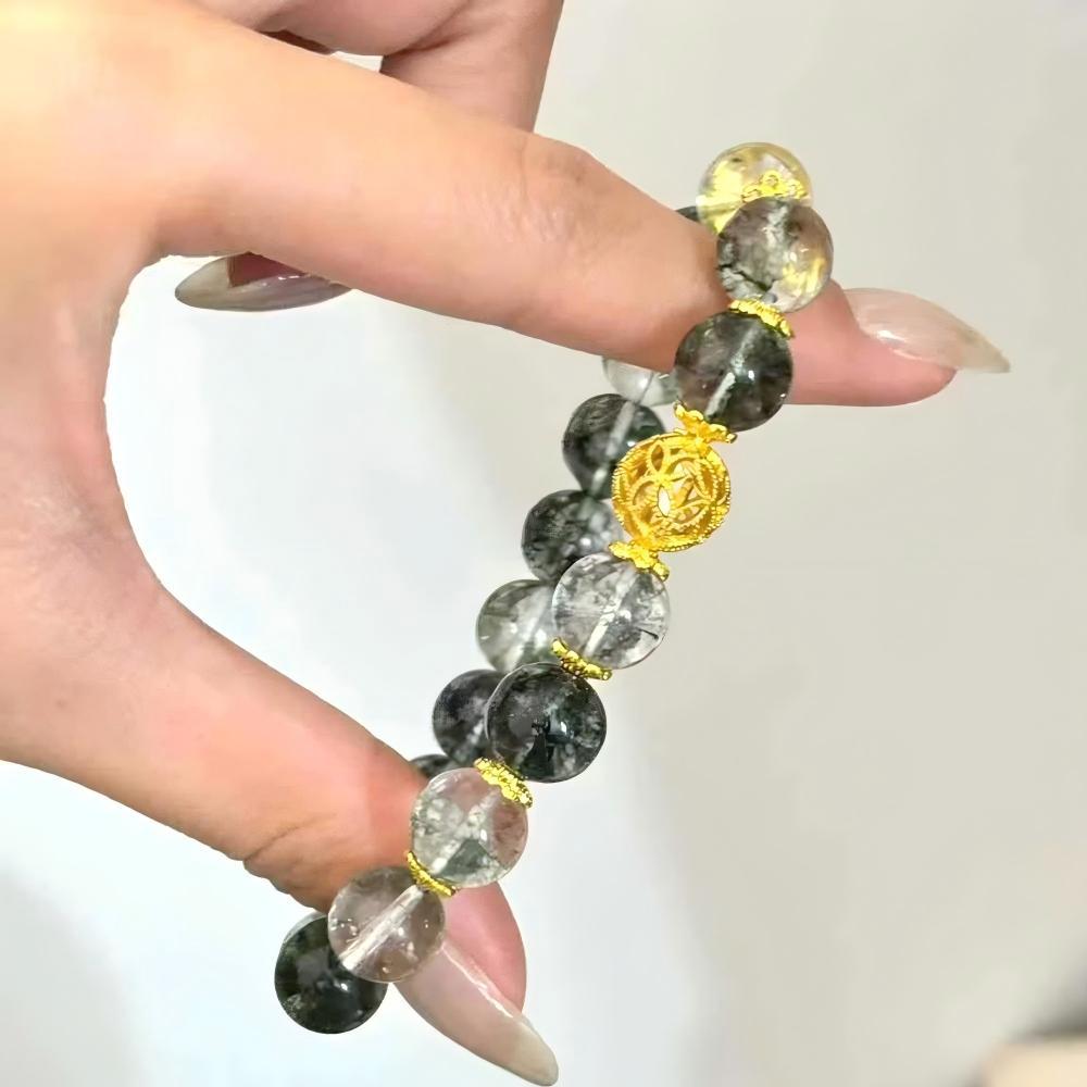 Ancient green ghost crystal hydrangea bracelet to attract wealth and anti-villain Wang career marriage fortune fortune feng shui amulet