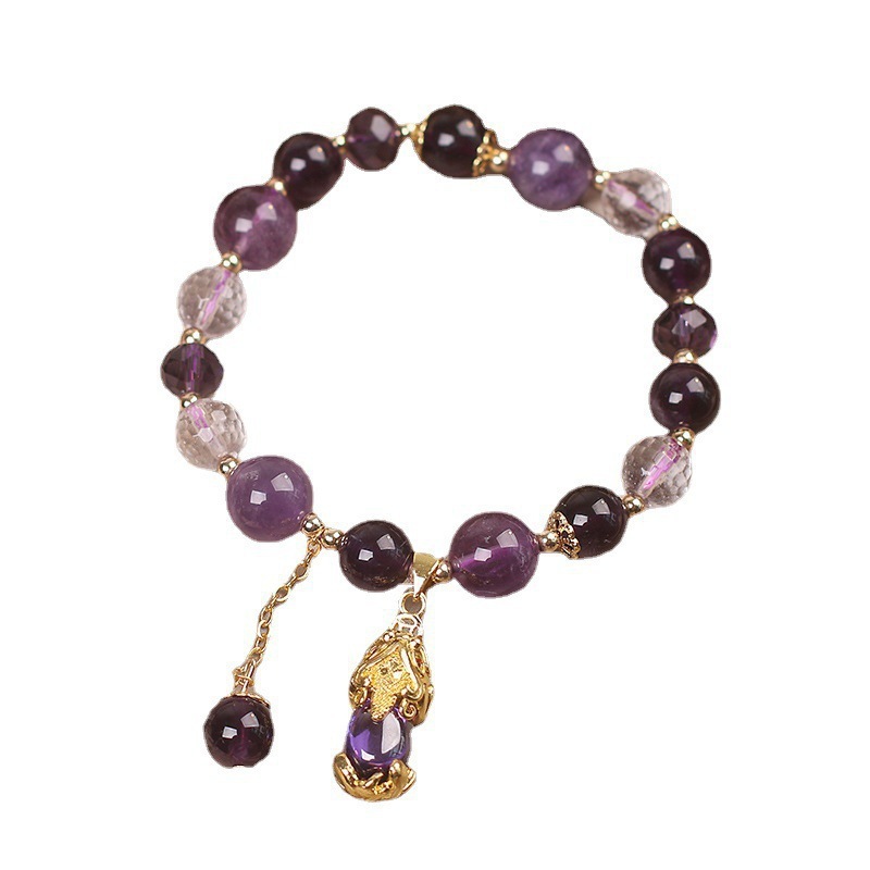 ‘Amethyst Tiger's Eye Brave Bracelet’ is an essential gift for those who want to attract wealth and ward off evil spirits.
