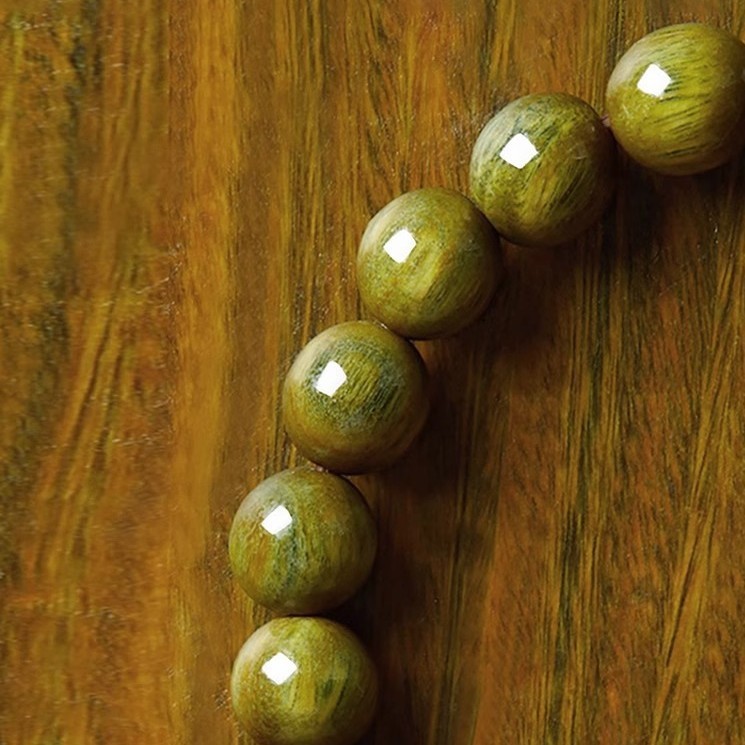 Natural Green Sandalwood Bracelet for Women | Double-Loop Hand Chain with Red Agate Lucky Beads & Emotion-Soothing Beads | New Chinese Style Sandalwood Jewelry