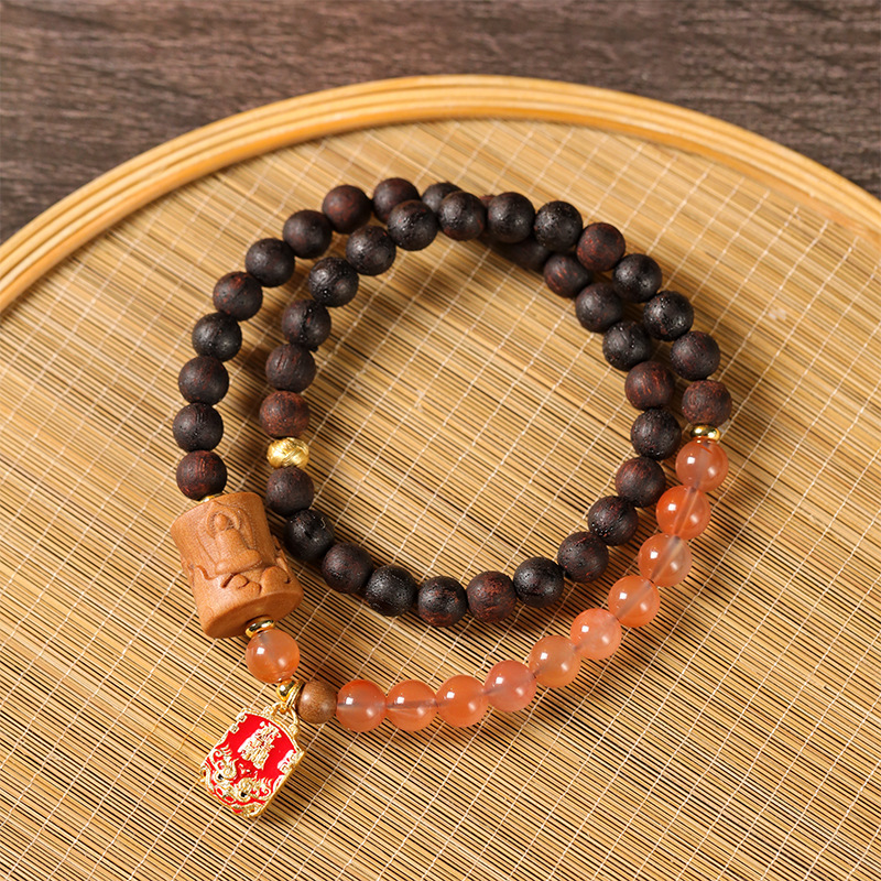 New Chinese Style Floral-Incense Wood & Southern Red Agate Double-Loop Bracelet with Aged Sandalwood Formless Buddha Barrel Beads