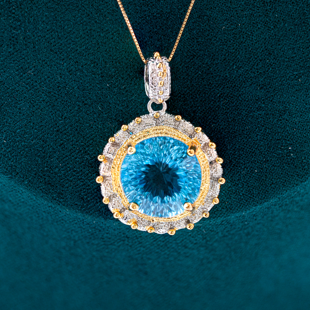 瑞士蓝托帕石吊坠