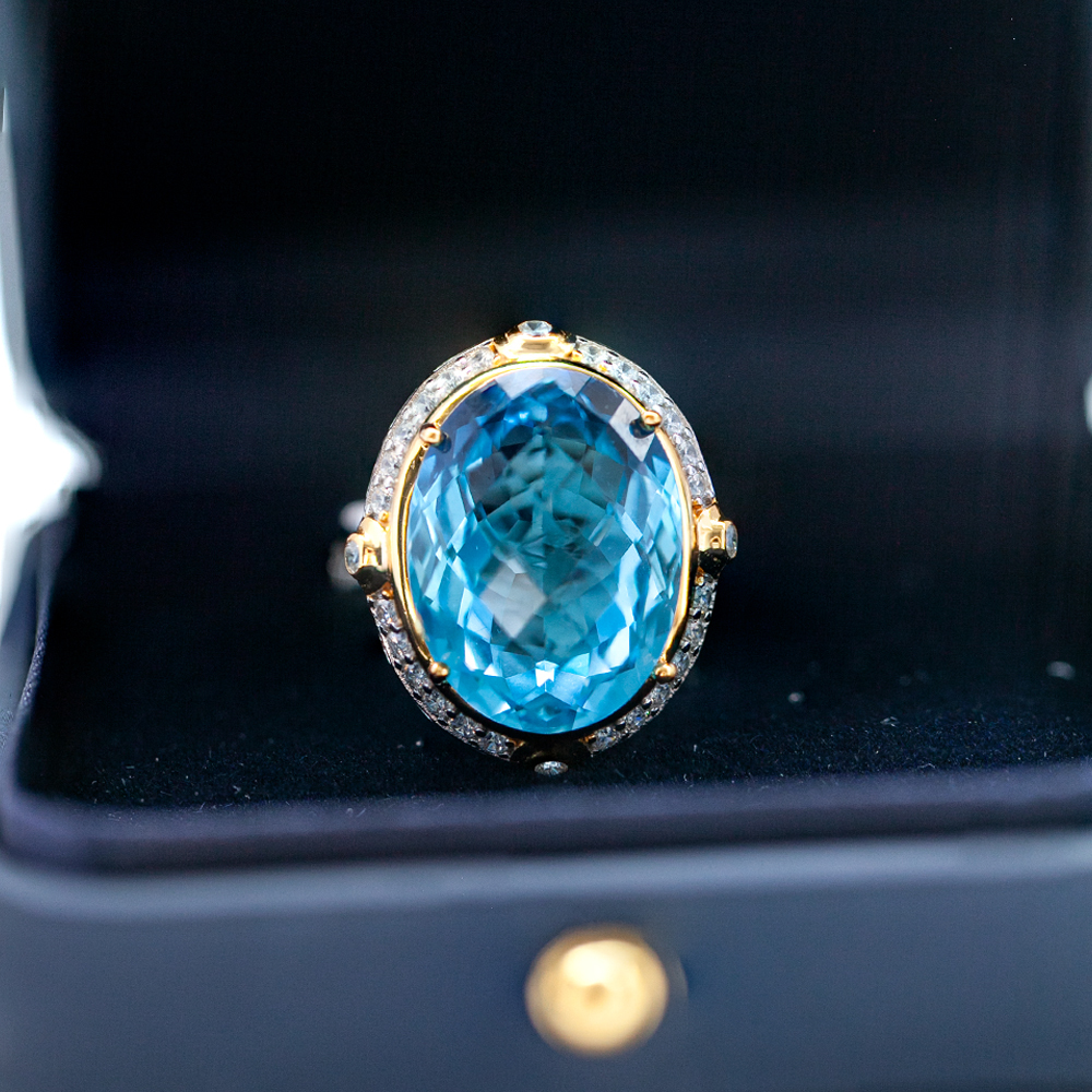 瑞士蓝托帕石戒指