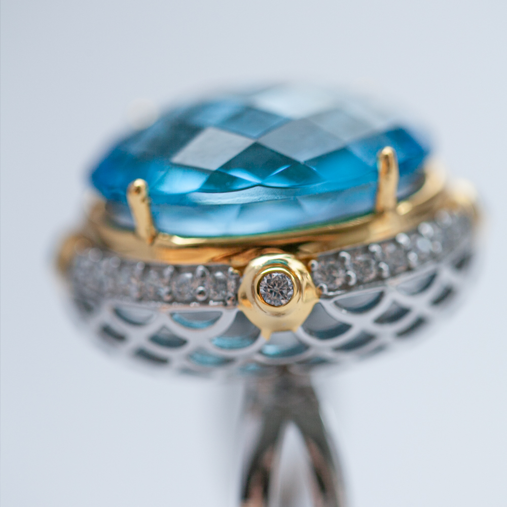 瑞士蓝托帕石戒指