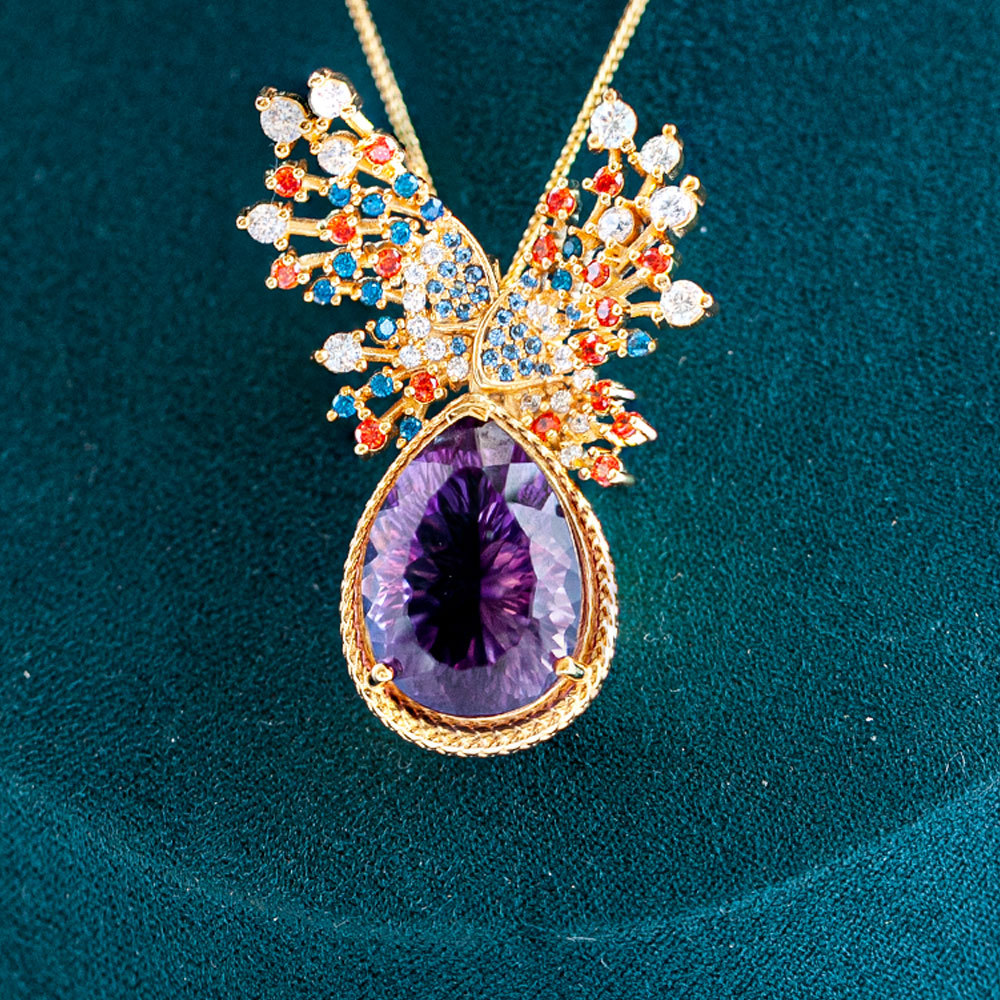 紫水晶鹿角吊坠