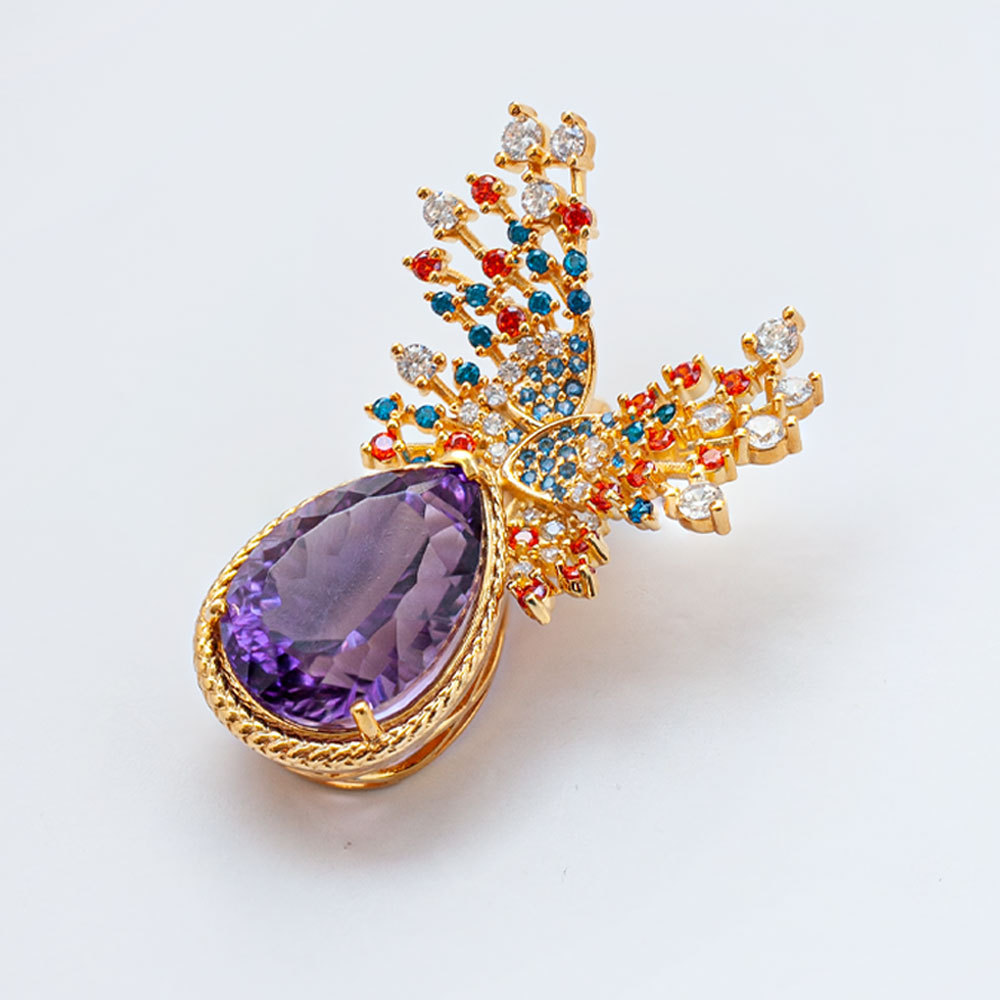 紫水晶鹿角吊坠