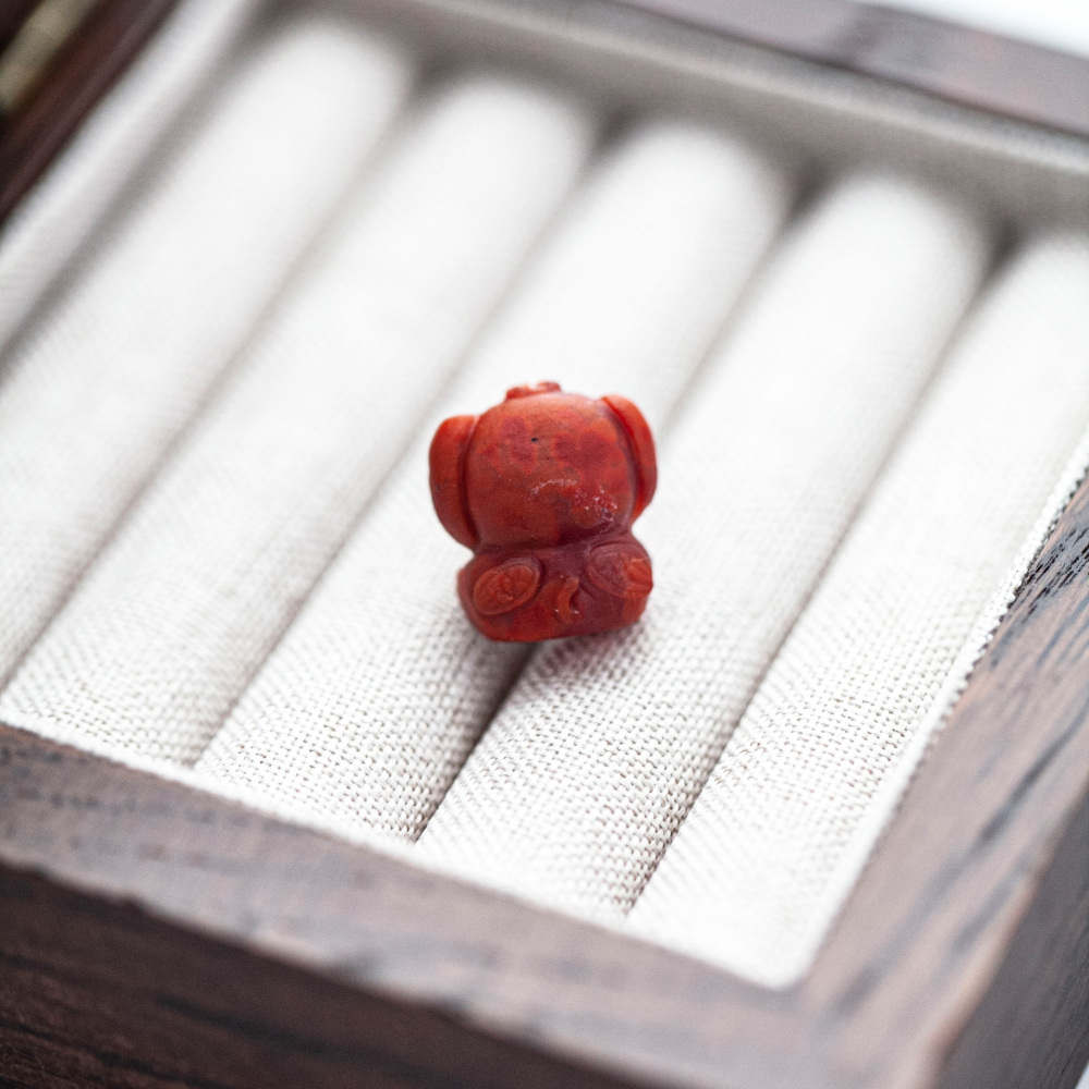 南红雕刻件小象