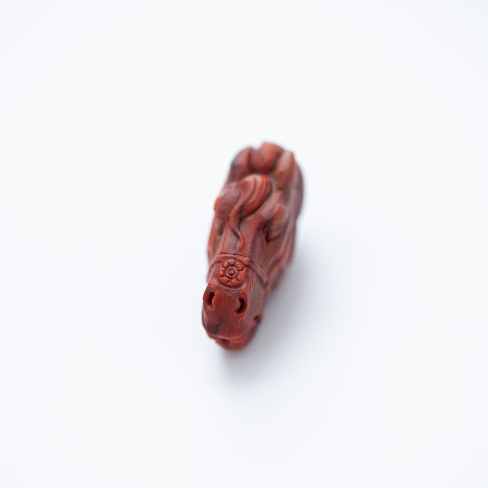 南红雕刻件骆驼