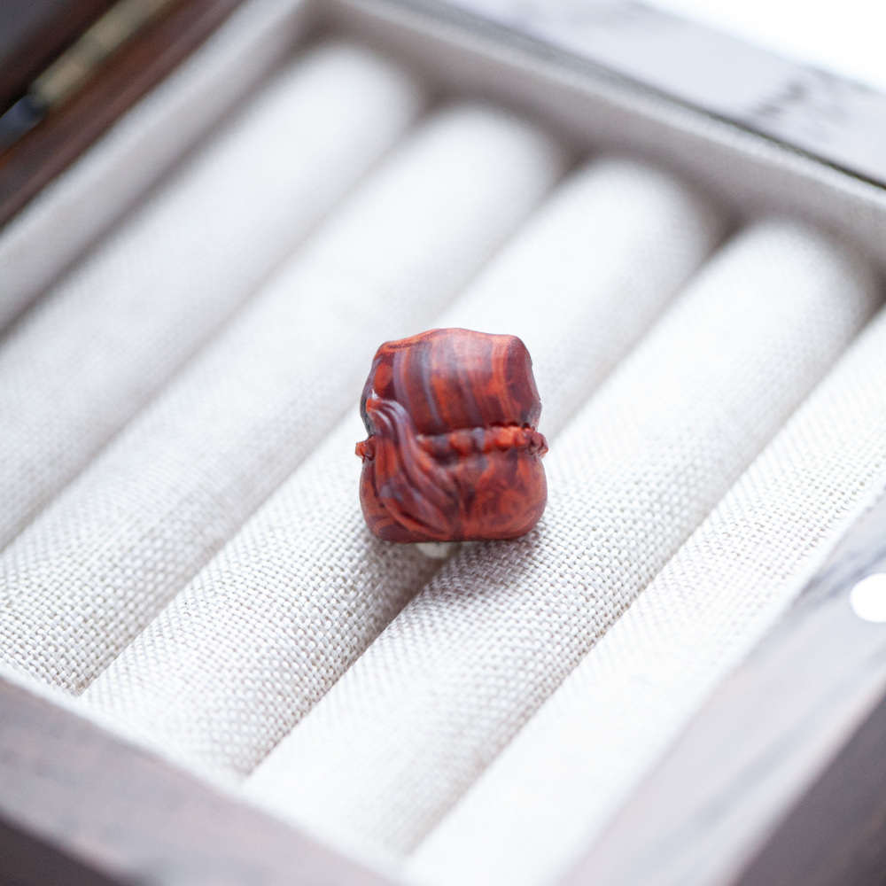 南红雕刻件动物造型