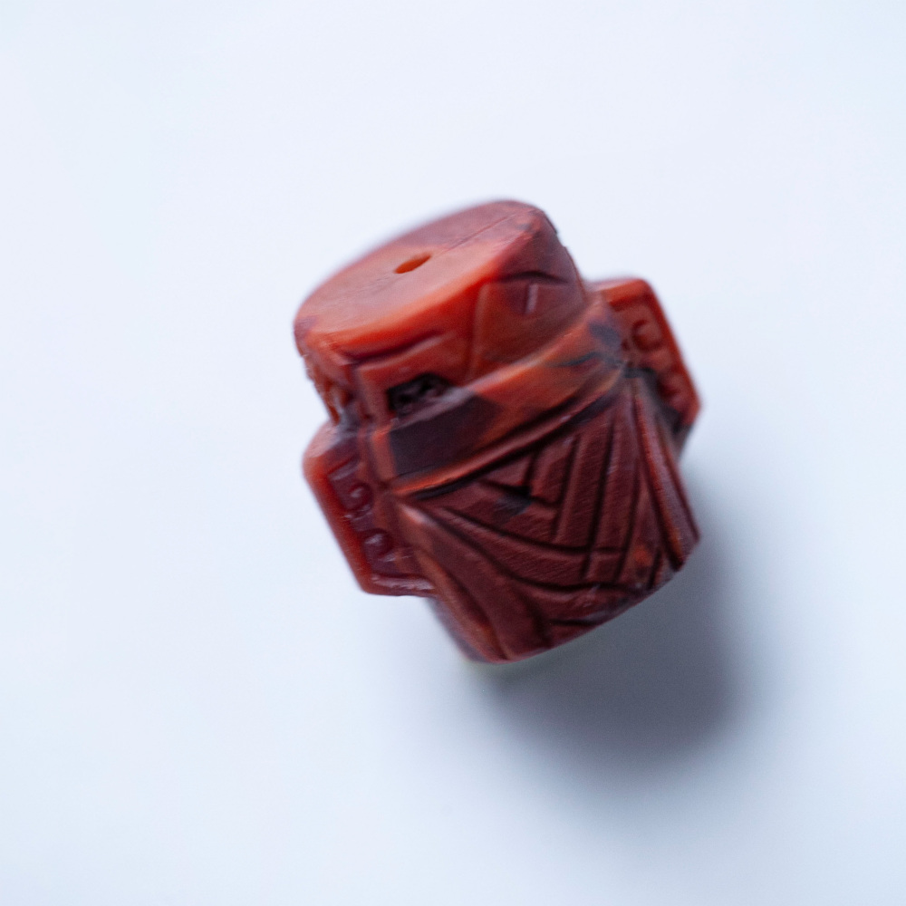 南红雕刻件复活岛