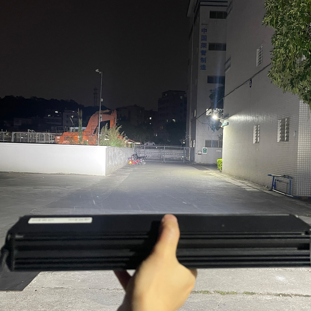 LCB LED driving light bar beam on road 2