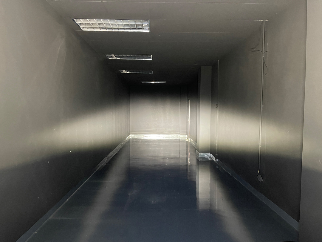 NSSC LCB driving LED light bar beam at 20m dark room