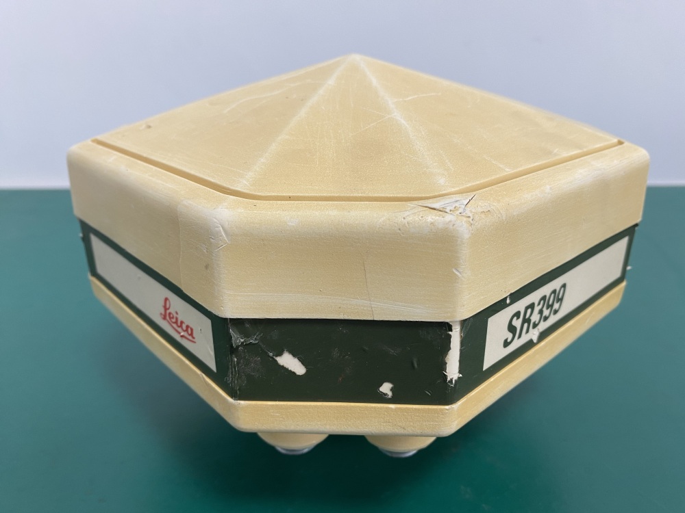 Leica SR399 GPS Antenna -1