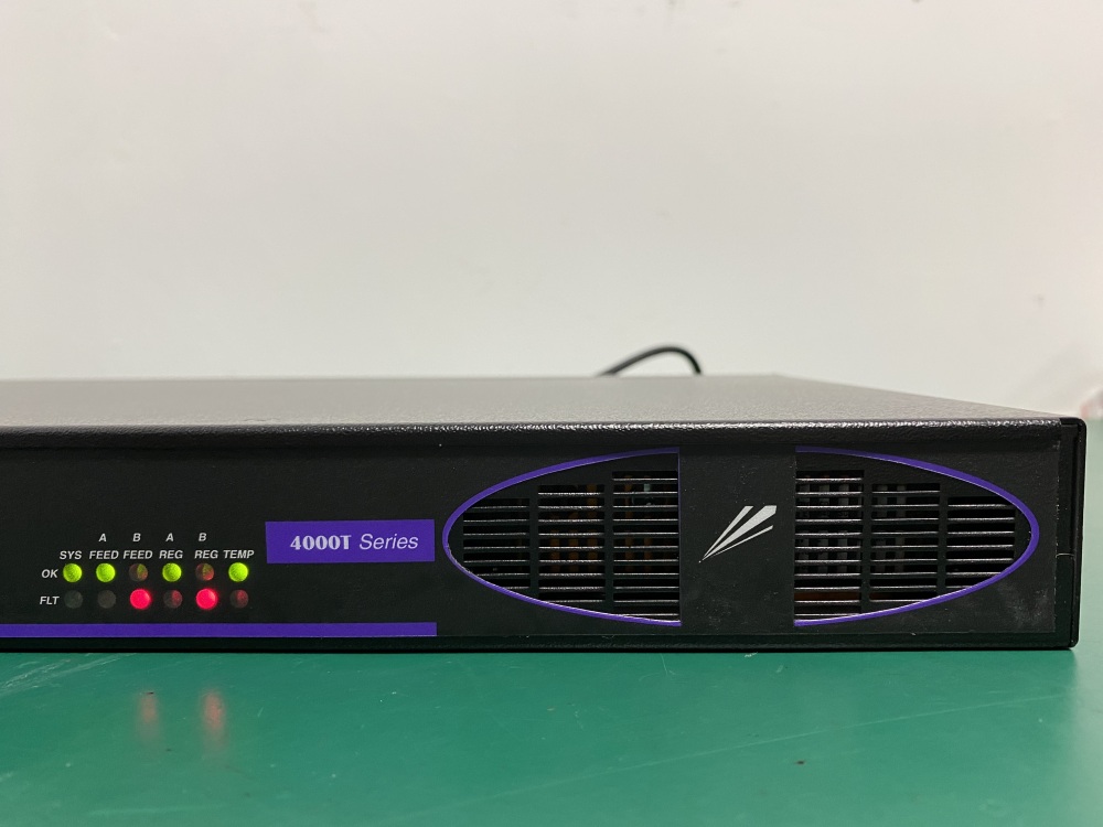 NEW MRV LX-4032T-102AC 32-Port Console Server