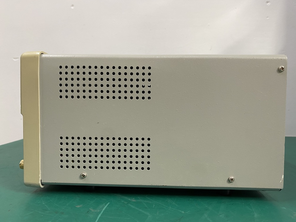 GW Instek 2-Channel Laboratory DC Power Supply GPS-3303 For Parts -1