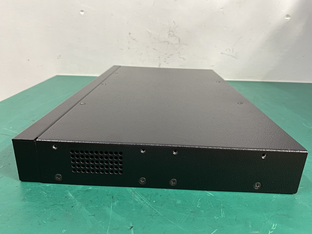 NEW MRV LX-4048T-002AC 48-Port Console Server