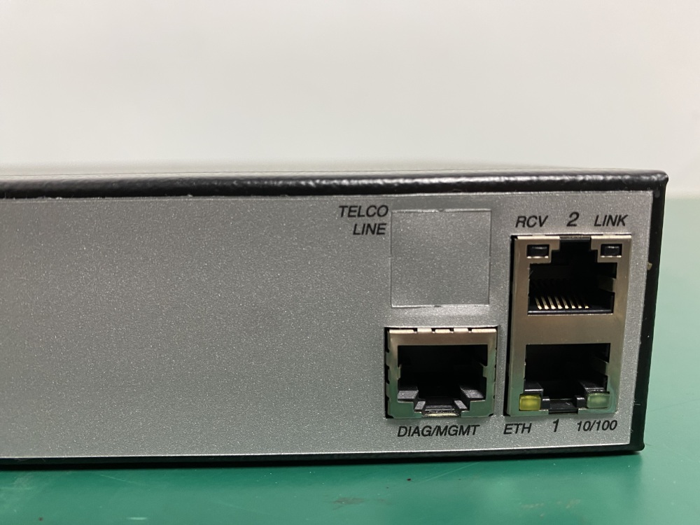 NEW MRV LX-4016T-002AC 16-Port Console Server