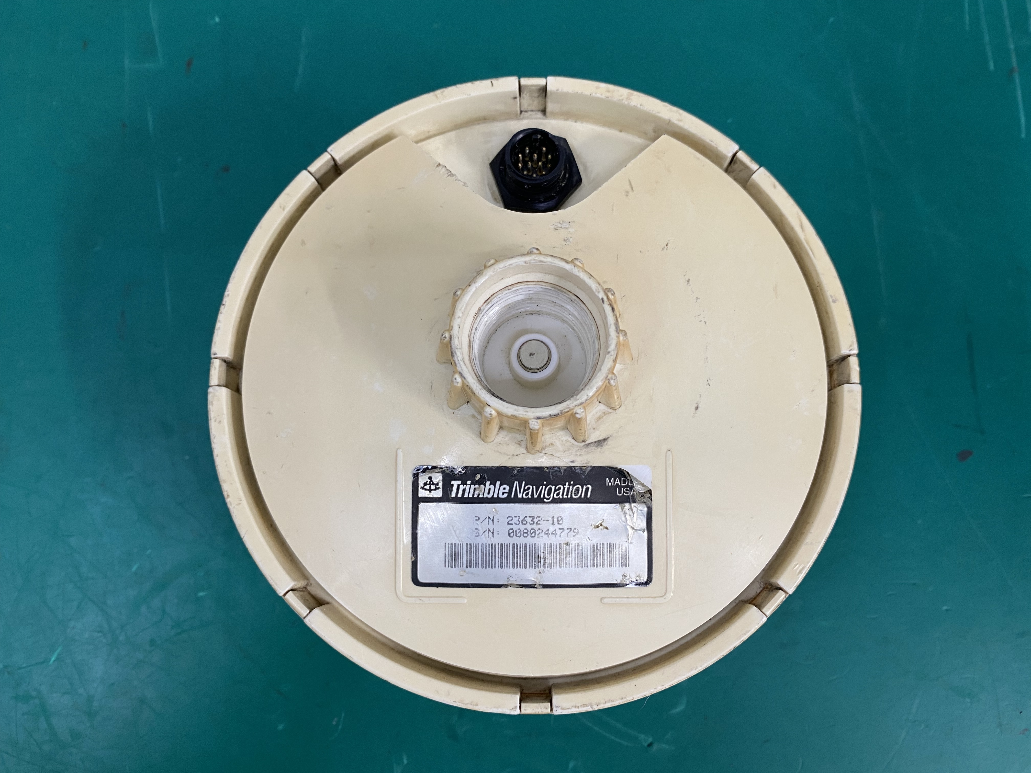 Trimble Navigation PN 23632-10 GPS Antenna -1