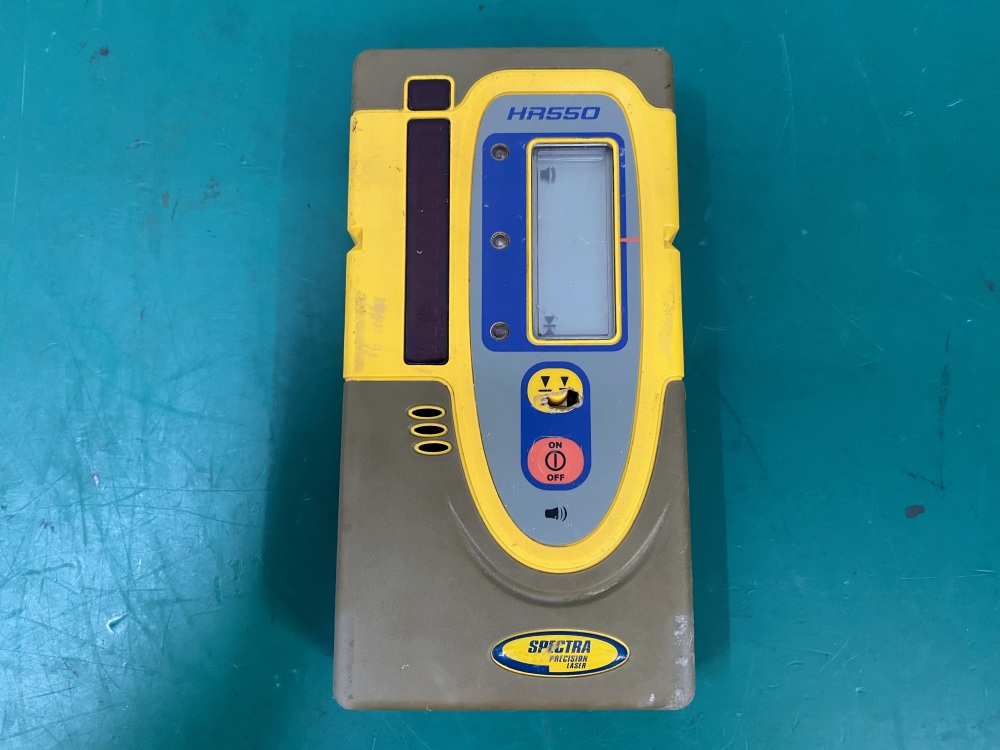 TRIMBLE SPECTRA PRECISION HR550 LASER RECEIVER