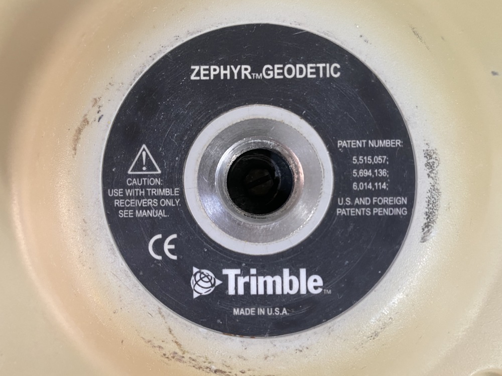 Trimble Zephyr Geodetic GPS GNSS L5 GLONASS Base Antenna P/N: 41249-00 DC 4244