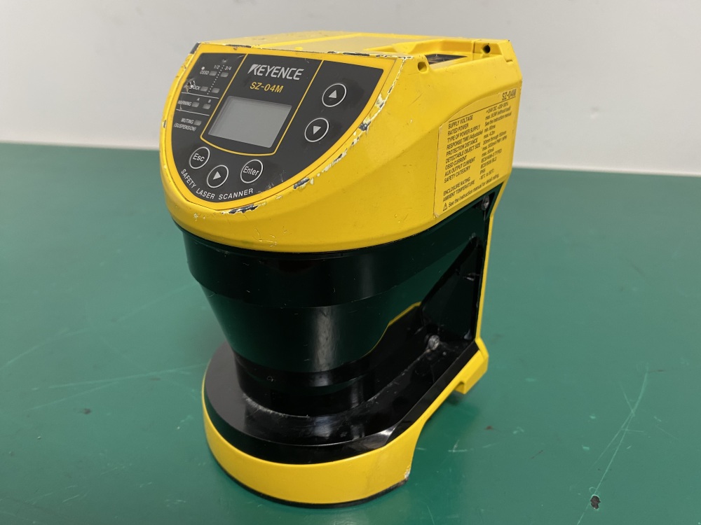 KEYENCE SAFETY LASER SCANNER SZ-04M 24V DC