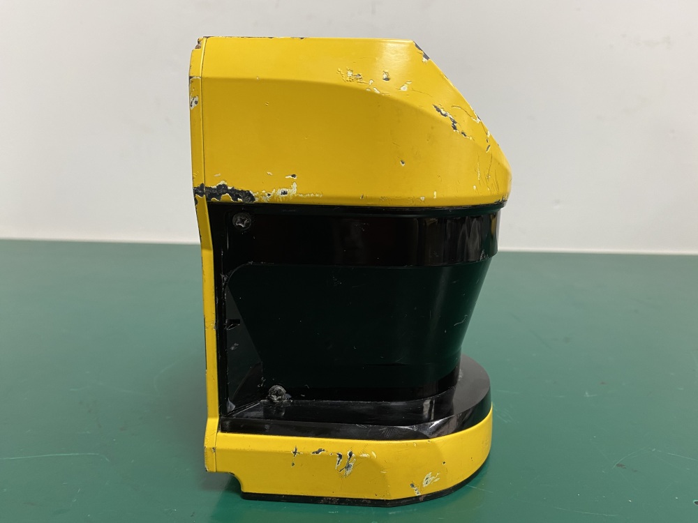 KEYENCE SAFETY LASER SCANNER SZ-04M 24V DC