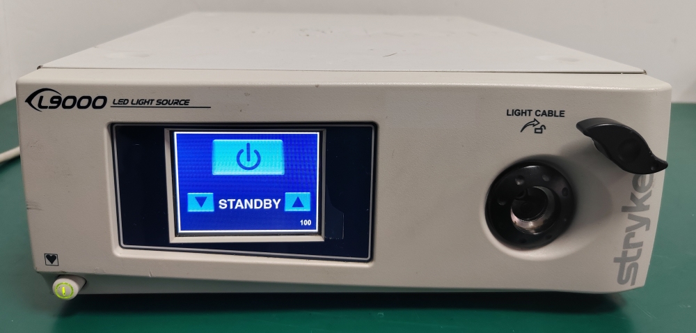 Stryker L9000 LED Light Source