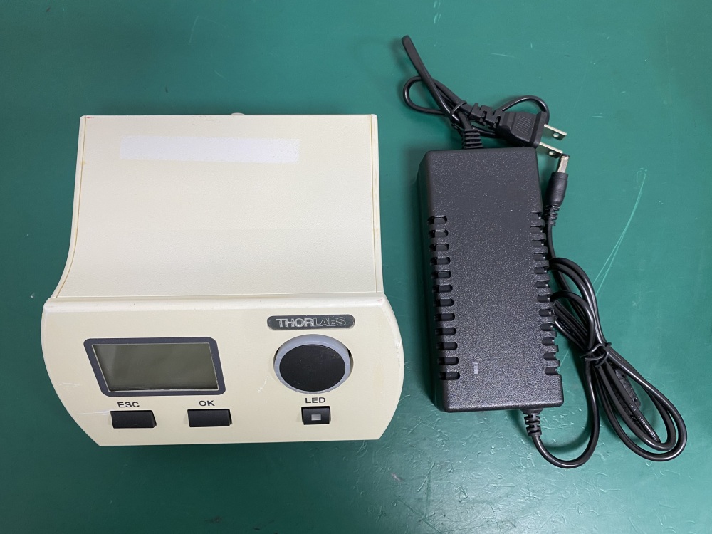 Thorlabs DC2100 LED controller -8