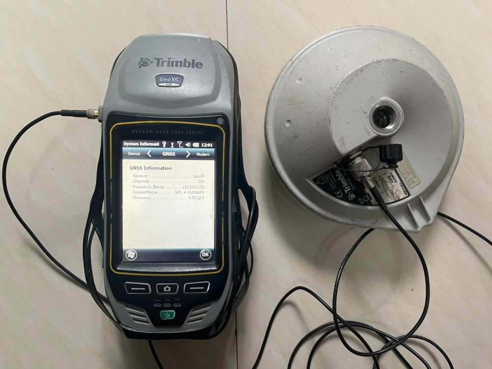 GNSS receiver Trimble GeoXR Precision RTK GPS/GLONAS L1/L2 TAccess