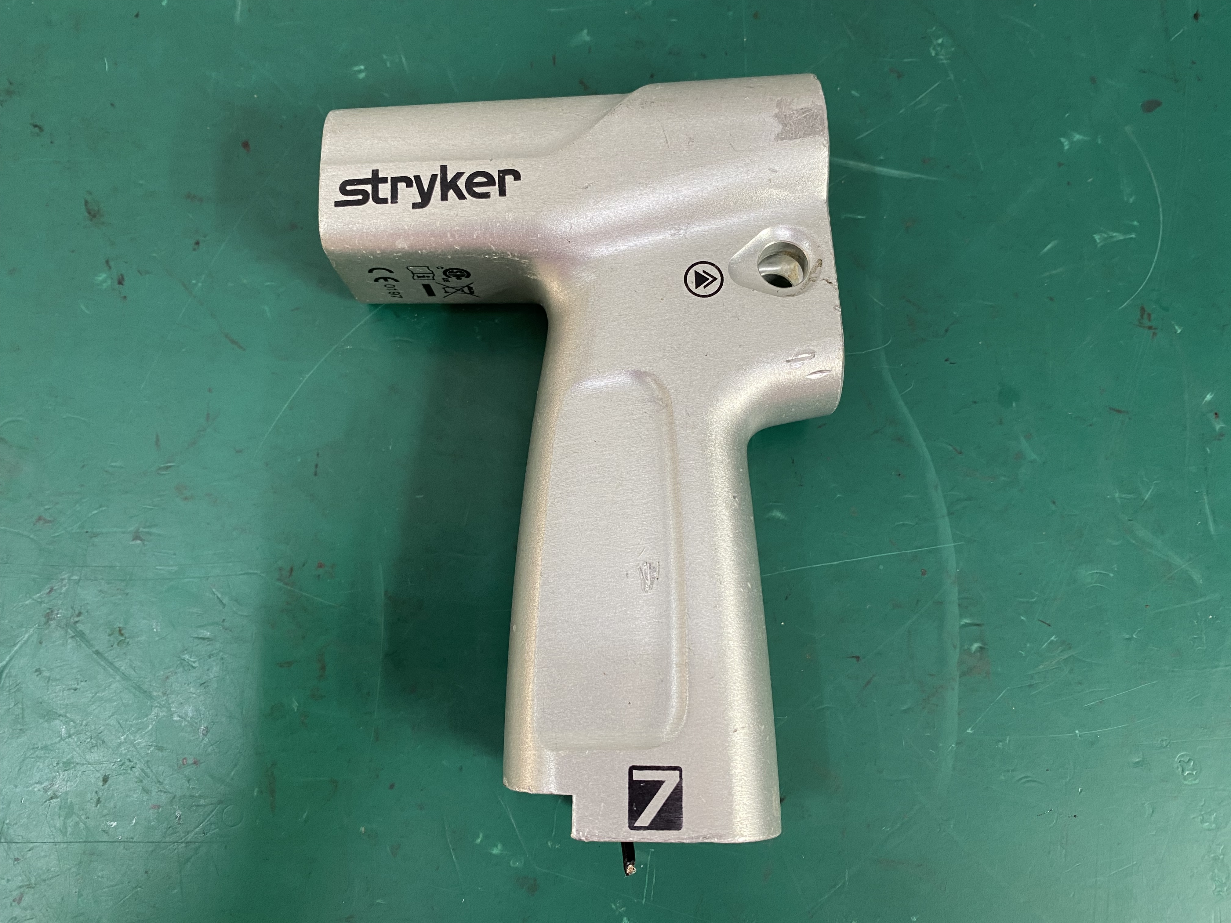 stryker Handle 7 parts -16