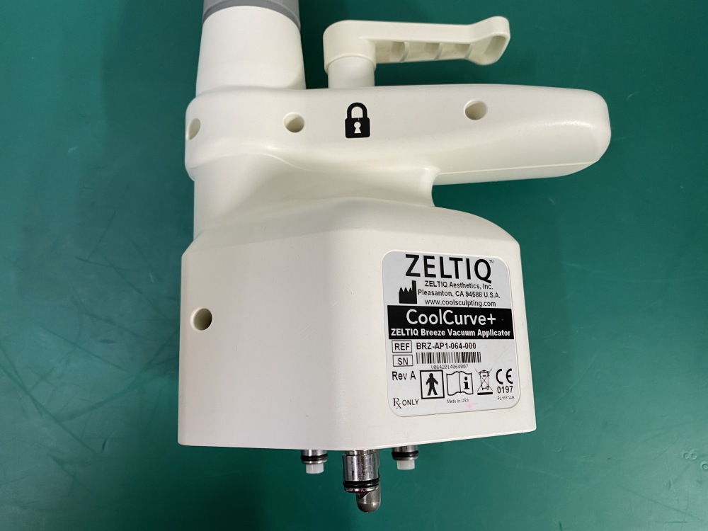 COOLSCULPTING CoolCurve+ ZELTIQ Breeze Vacuum Applicator -11