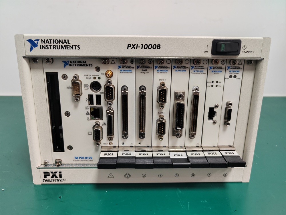 National Instruments PXI-1000B