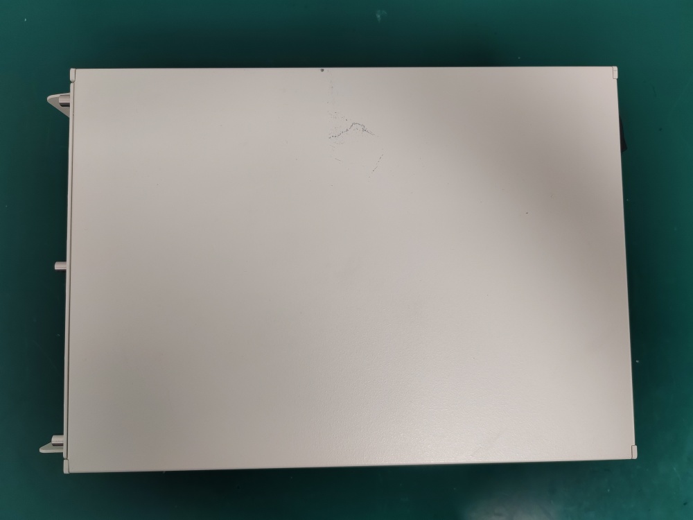 National Instruments PXI-1000B