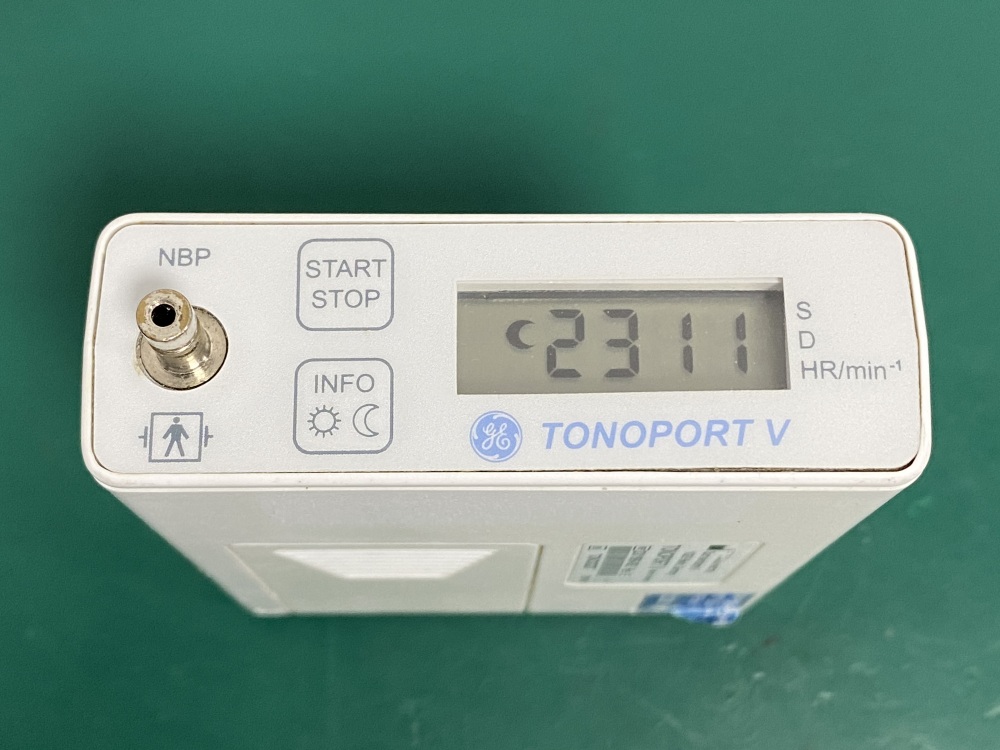 GE Tonoport V Ambulatory Blood Pressure System -14