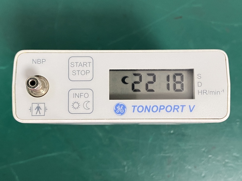 GE Tonoport V Ambulatory Blood Pressure System -26