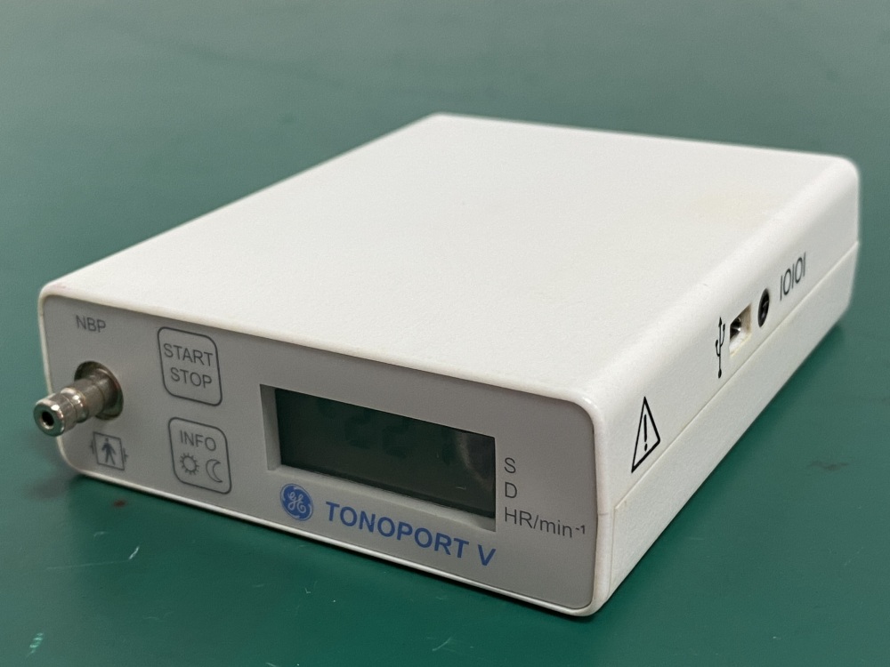 GE Tonoport V Ambulatory Blood Pressure System -26
