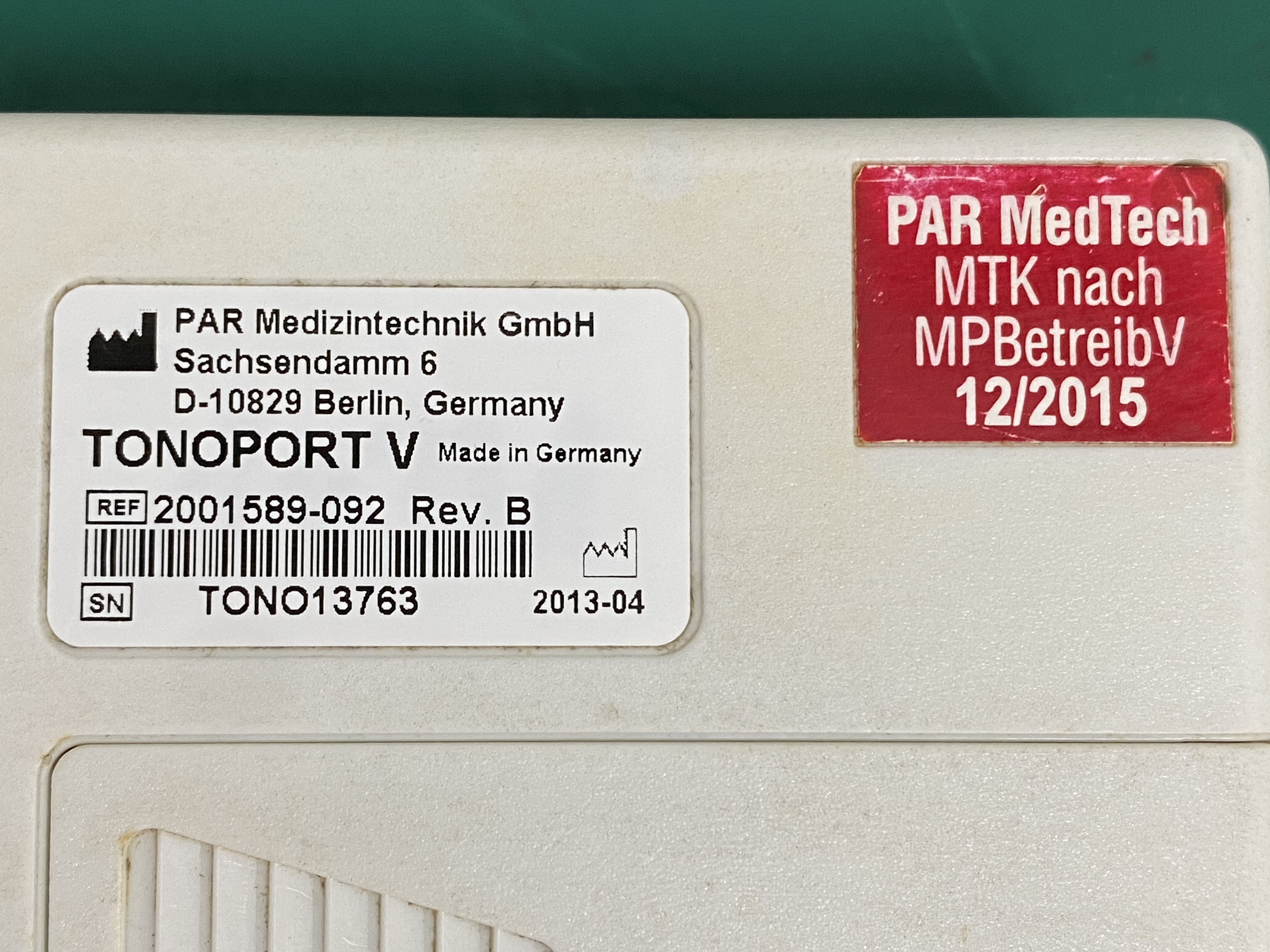 GE Tonoport V Ambulatory Blood Pressure System -29
