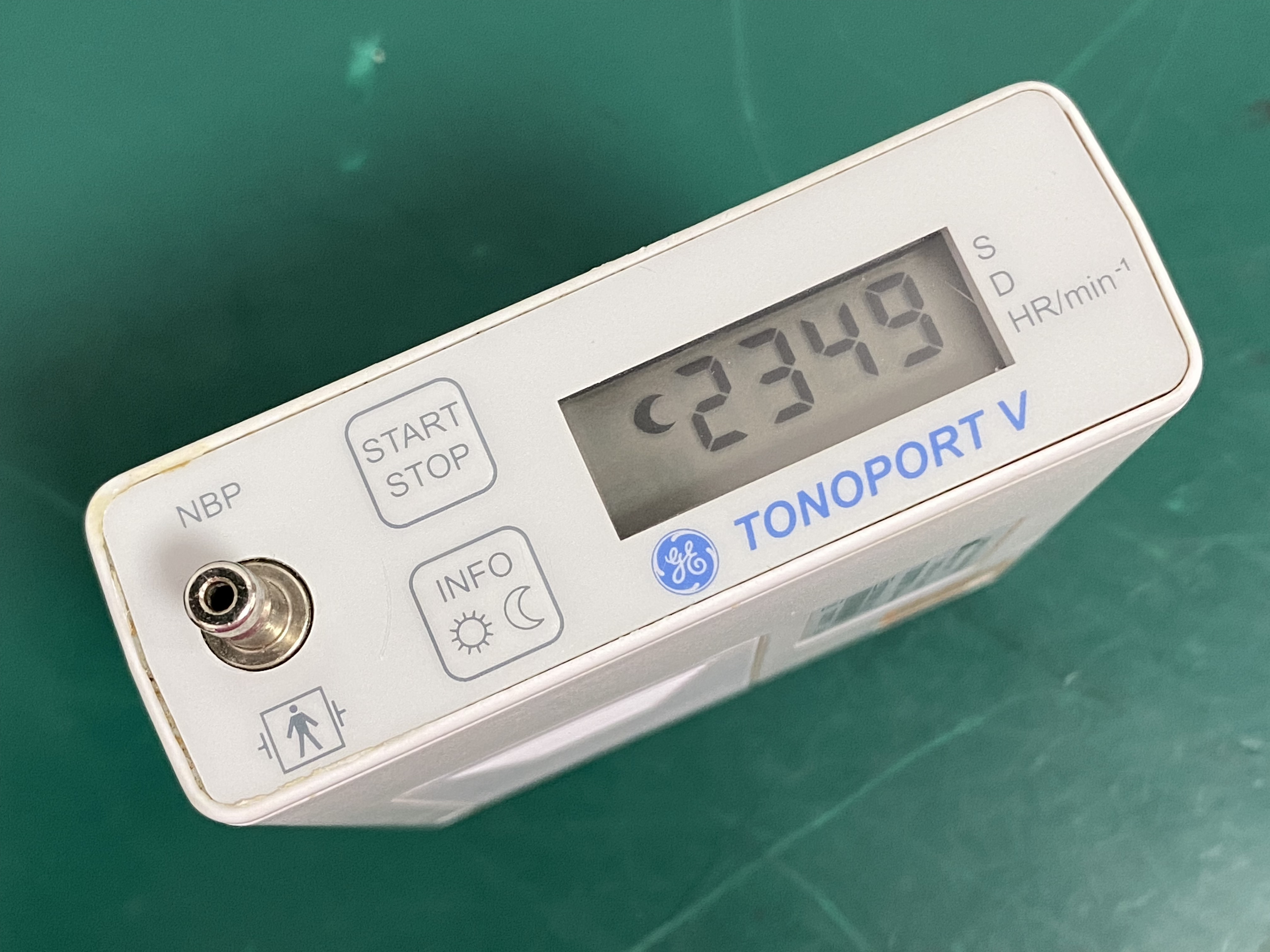 GE Tonoport V Ambulatory Blood Pressure System -30
