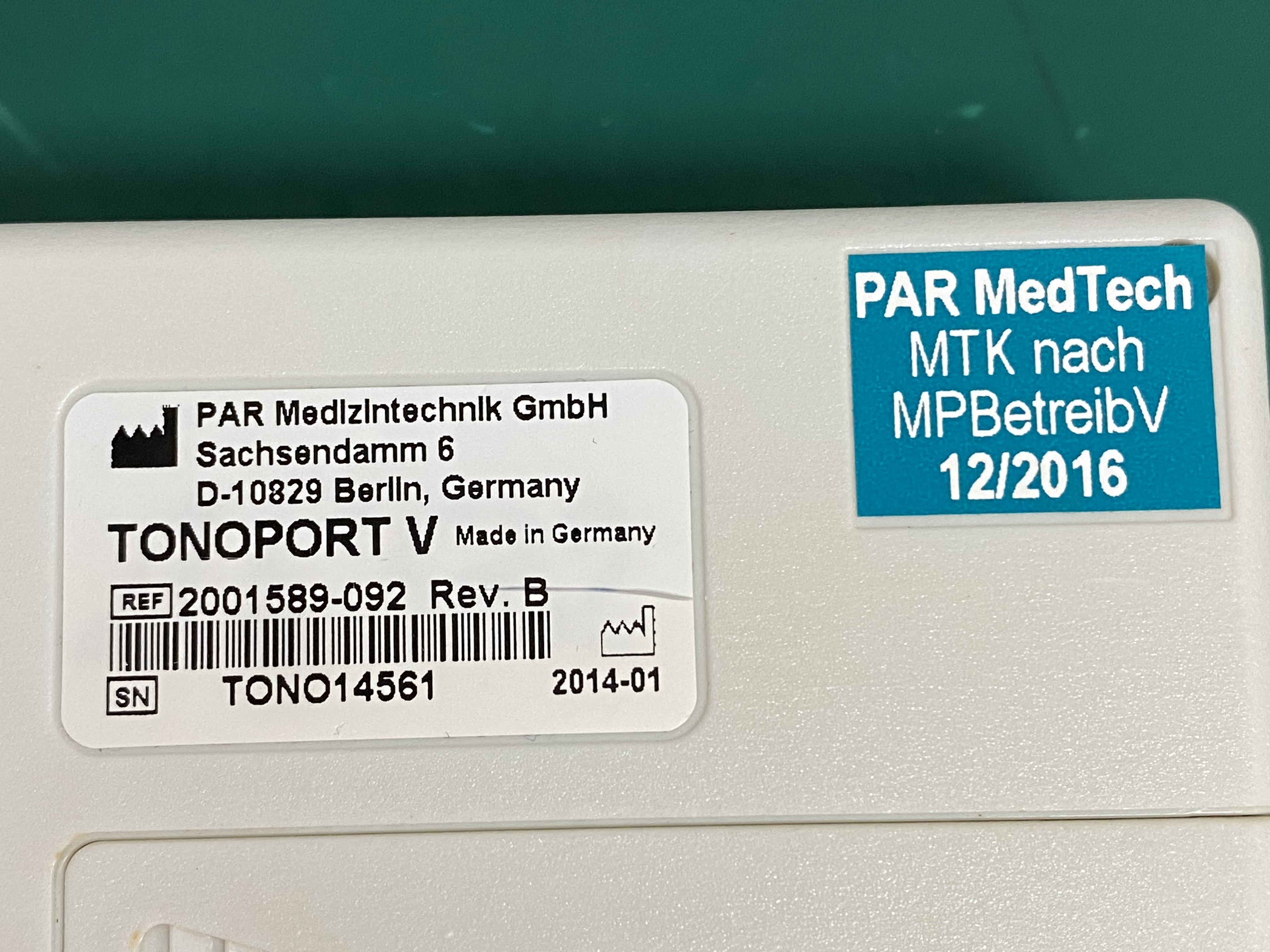 GE Tonoport V Ambulatory Blood Pressure System -36