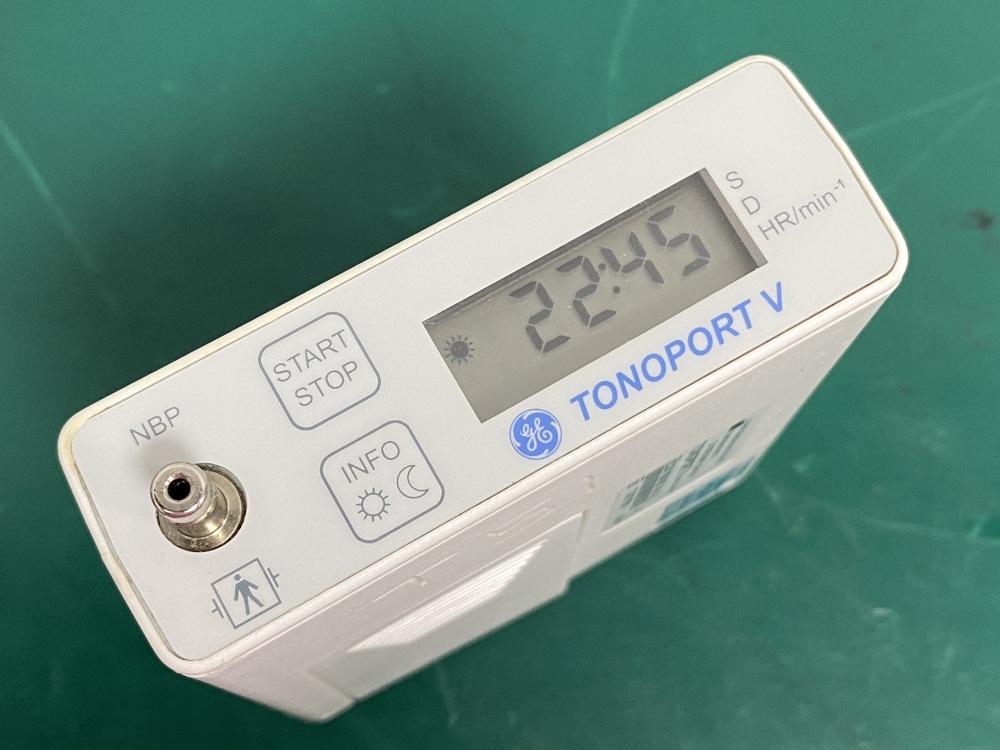 GE Tonoport V Ambulatory Blood Pressure System -37