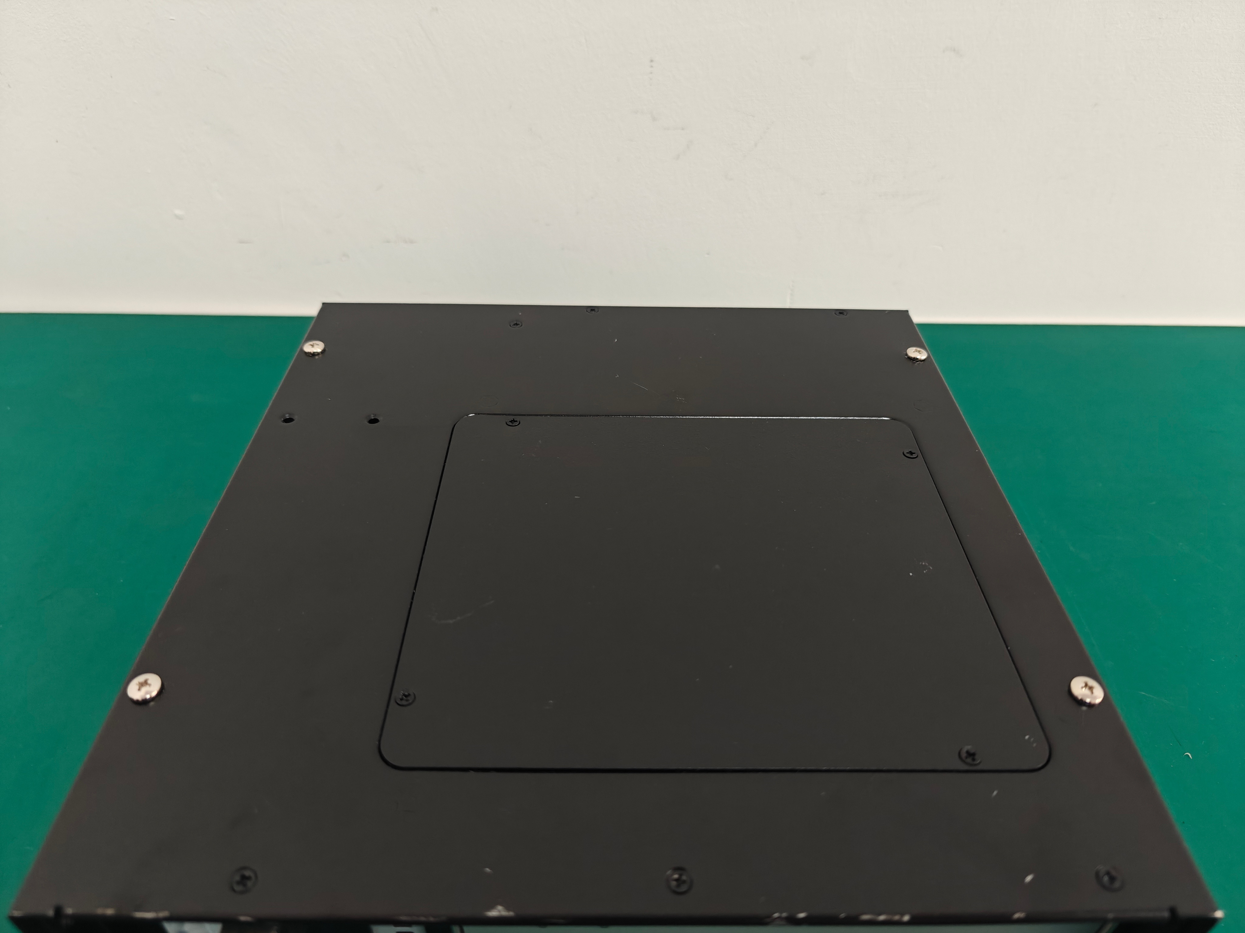 Advantech AIMB-B2000 industrial computer -2