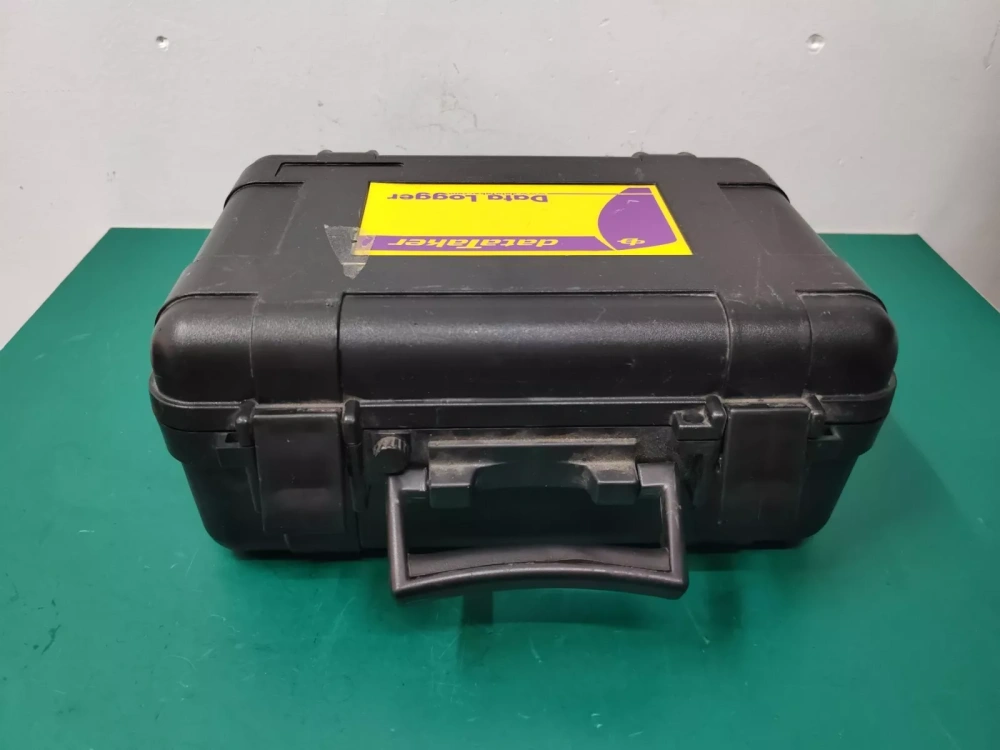 dataTaker DT800 Data Logger  -1